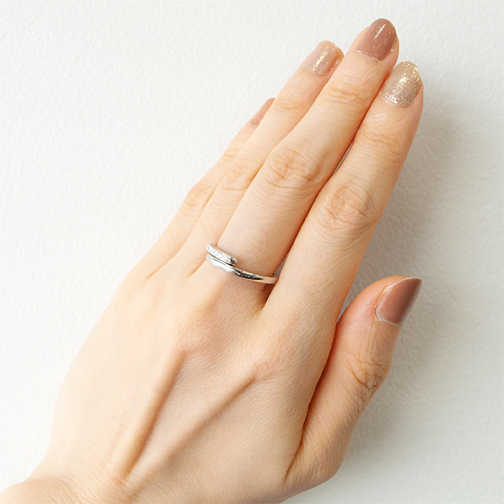 35号で左の小指用のリングですダイヤモンド0.3ct プラチナデザインリング　3.5号